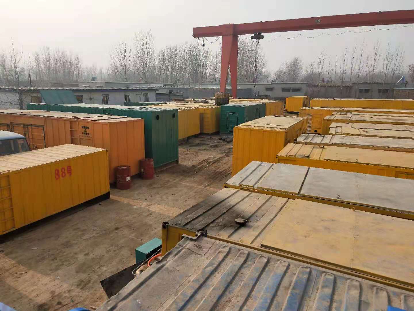 定南租赁发电机-灰尘、风沙对柴油发电机组造成哪些不良影响？