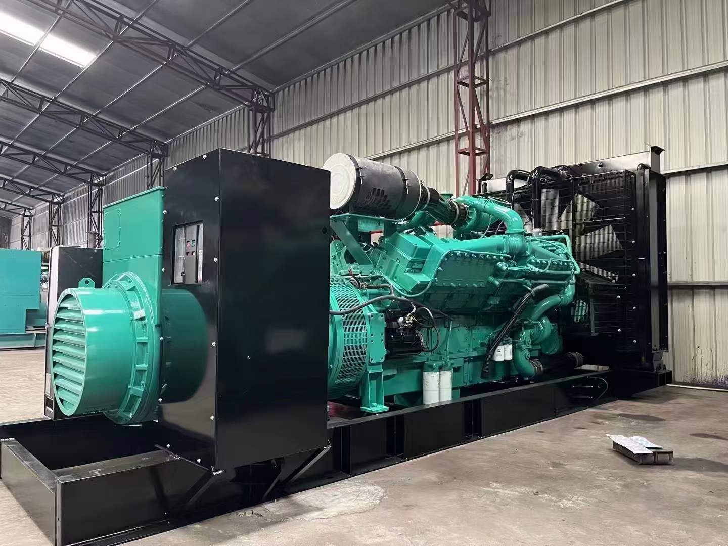 定南如何降低 800kW 柴油发电机输出电流的波动？