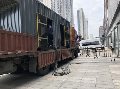定南柴油发电机空气滤清器在不同季节的更换周期是否有差异？