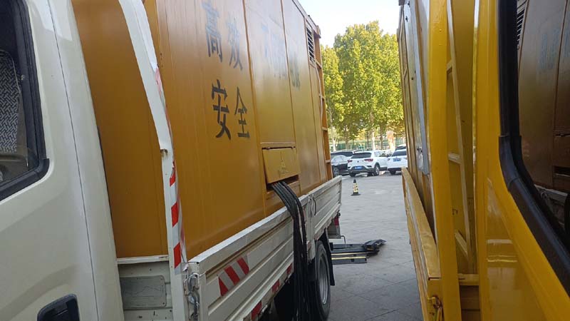 定南如何判断柴油发电机组和UPS电源的切换时间是否符合要求？