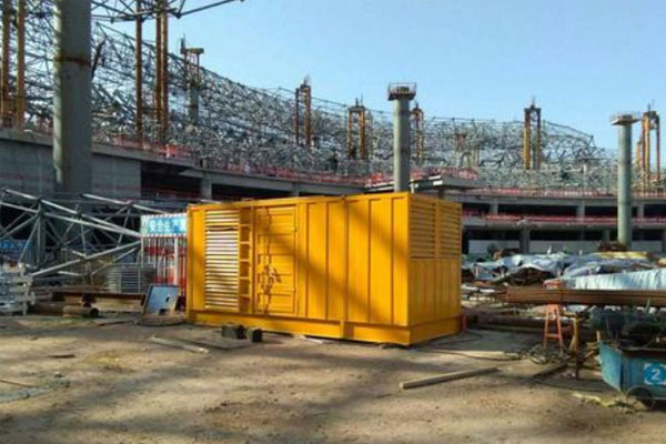 定南发电机出租如何判断空气滤清器是否需要更换？