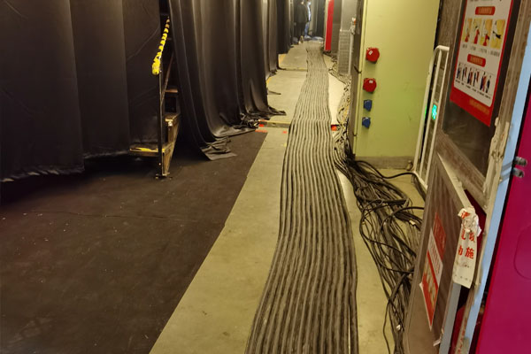 定南柴油发电机组的输出电压可以调节到哪些范围？