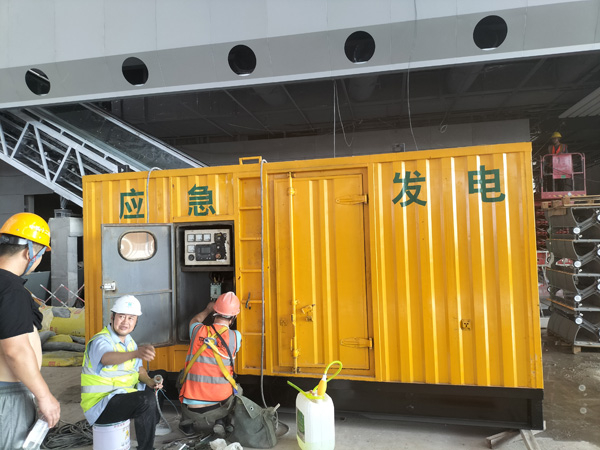 定南怎样判断空气滤清器是否需要更换？